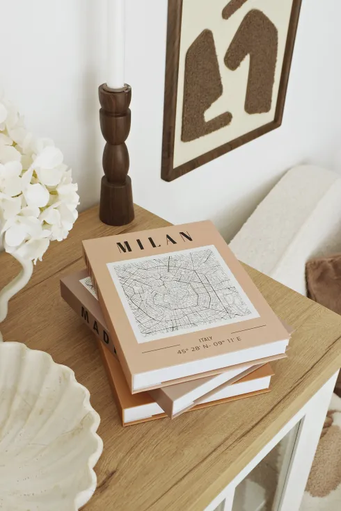 Książka dekoracyjna City Books 3 Milan
